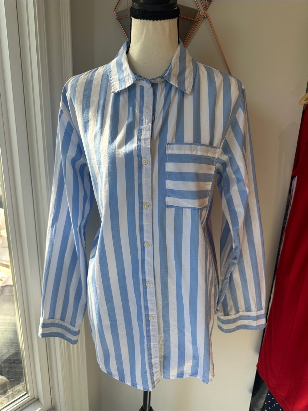 ST. JOHN’S BAY Blue White Striped Button-Up Down Dress Shirt Cotton Size Small